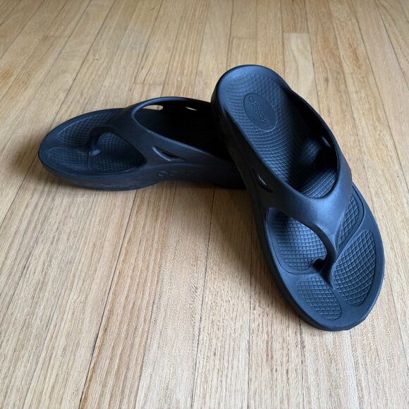 OOFOS OOriginal Sandals - Black - Picture 4 of 5